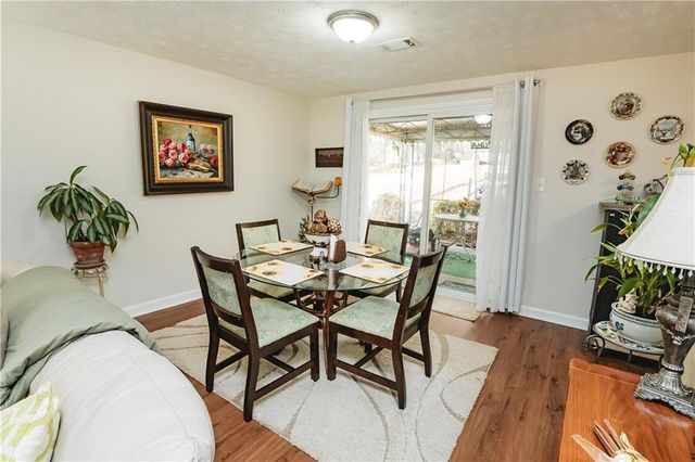 3184 Newcastle Way, Snellville, GA 30039