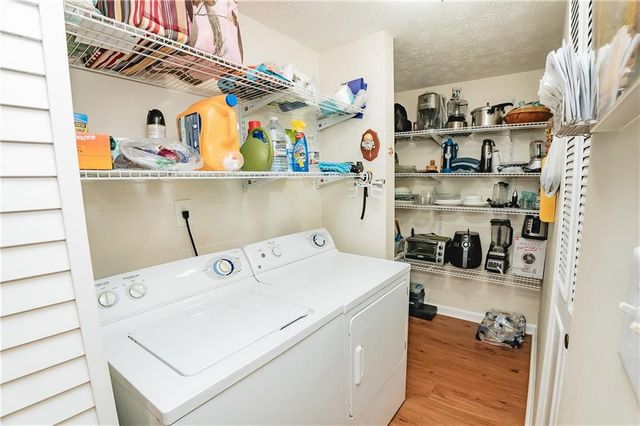 3184 Newcastle Way, Snellville, GA 30039