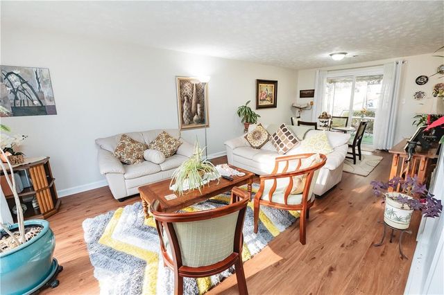 3184 Newcastle Way, Snellville, GA 30039