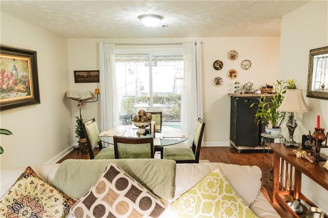 3184 Newcastle Way, Snellville, GA 30039