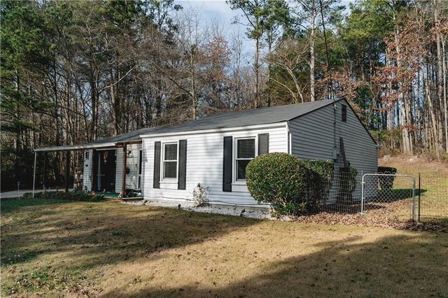 3184 Newcastle Way, Snellville, GA 30039