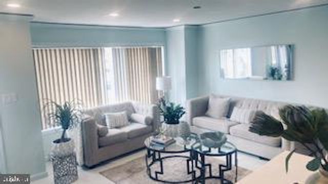 6 MARCIA DR, Hamilton, NJ 08610