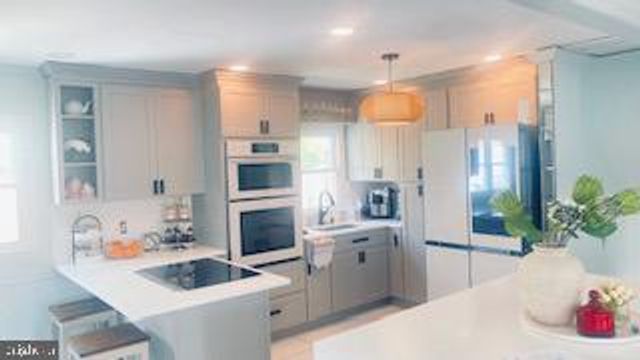 6 MARCIA DR, Hamilton, NJ 08610