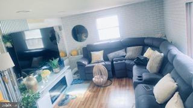6 MARCIA DR, Hamilton, NJ 08610