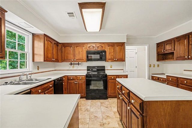 1632 Ellington Road SE, Conyers, GA 30013