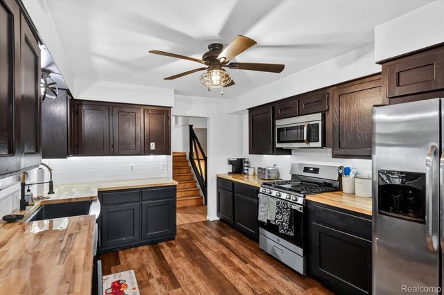 73666 Floral Street, Armada Village, MI 48005