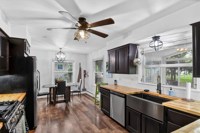 73666 Floral Street, Armada Village, MI 48005