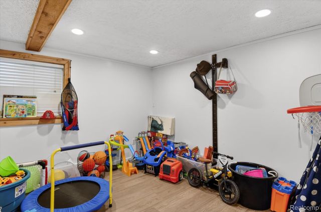 73666 Floral Street, Armada Village, MI 48005