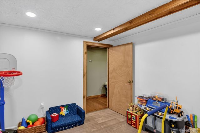 73666 Floral Street, Armada Village, MI 48005