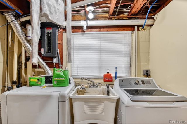 73666 Floral Street, Armada Village, MI 48005