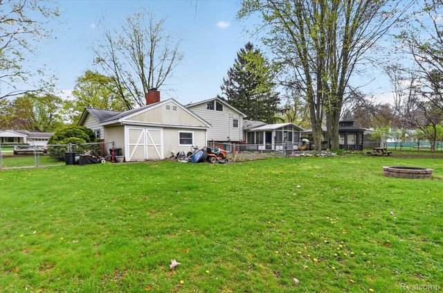 73666 Floral Street, Armada Village, MI 48005