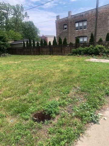 4021 S Langley Avenue, Chicago, IL 60653