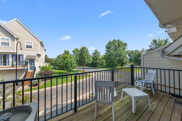 4735 Victor Path 4, Hugo, MN 55038