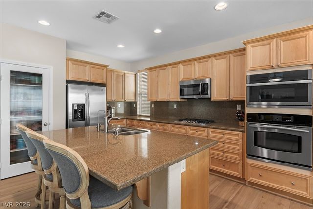 7591 Apache Cliff Street, Las Vegas, NV 89113