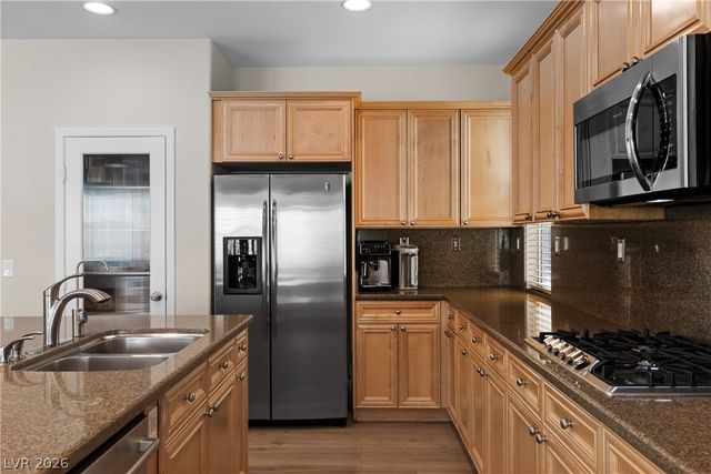 7591 Apache Cliff Street, Las Vegas, NV 89113