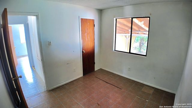 2119 Palo Alto, San Antonio, TX 78211