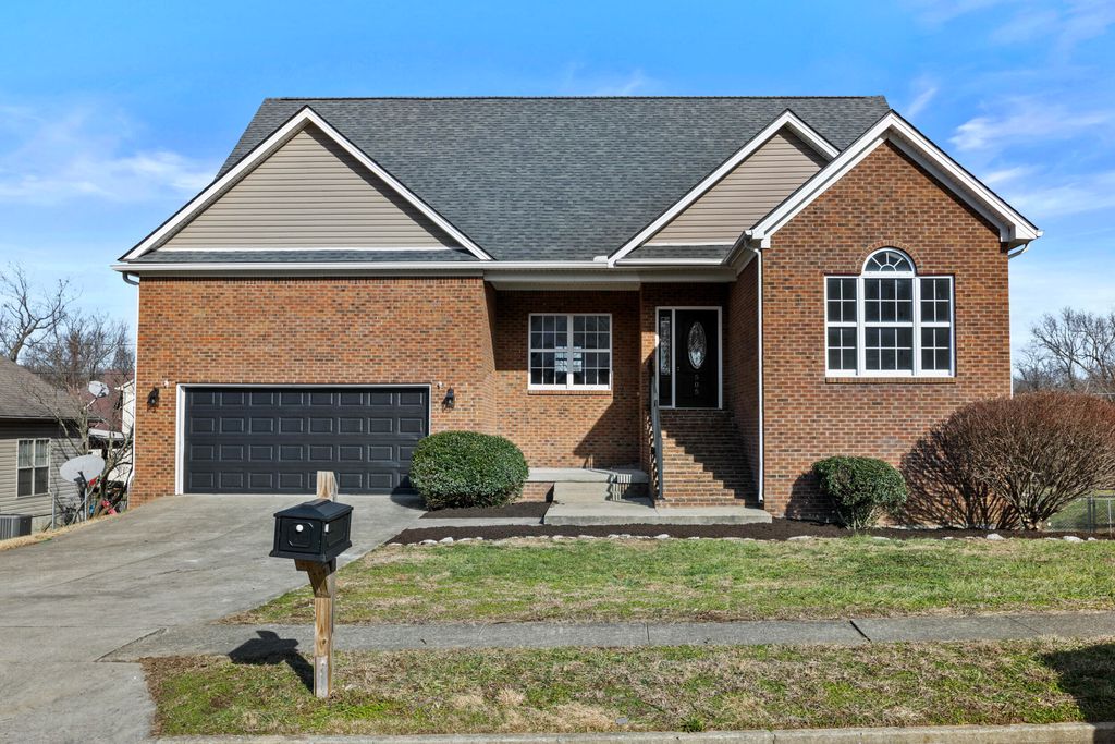 505 Perry Drive, Nicholasville, KY 40356