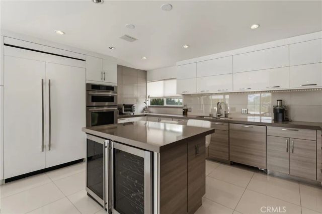 24217 Hatteras Street, Woodland Hills, CA 91367