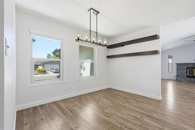 5964 Sirl Way, Orangevale, CA 95662