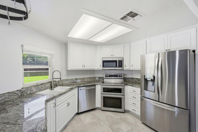5964 Sirl Way, Orangevale, CA 95662