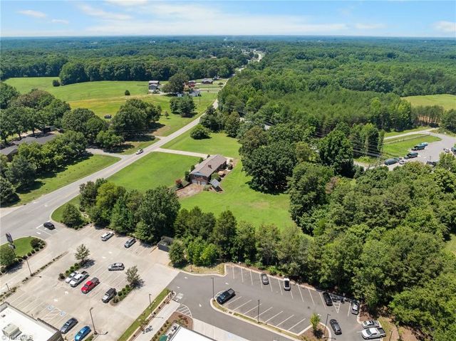 200 Enterprise Road, Lexington, NC 27295