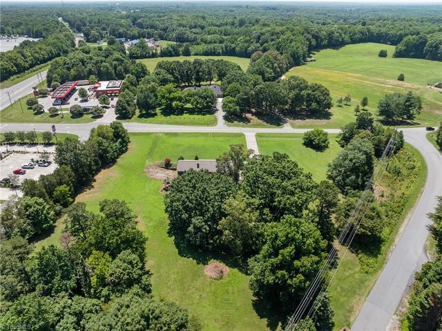 200 Enterprise Road, Lexington, NC 27295