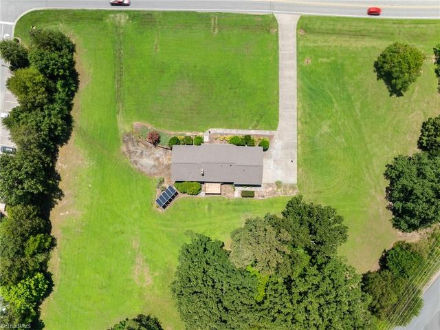 200 Enterprise Road, Lexington, NC 27295