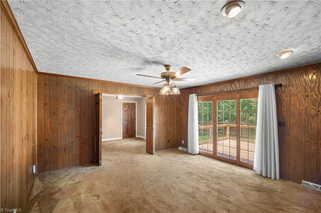 200 Enterprise Road, Lexington, NC 27295