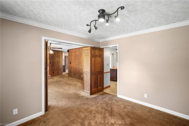 200 Enterprise Road, Lexington, NC 27295