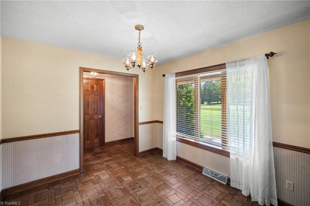 200 Enterprise Road, Lexington, NC 27295