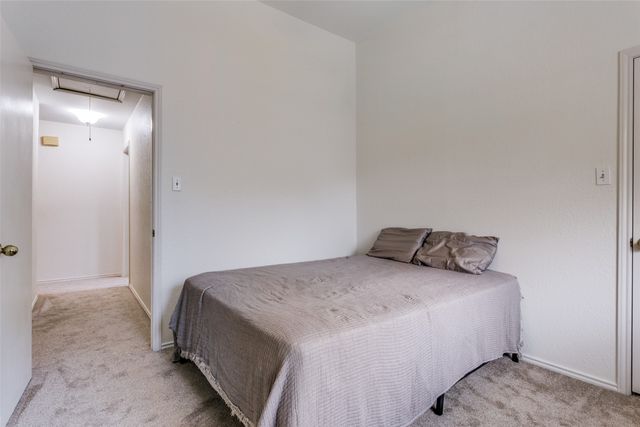 3438 Spring Willow Drive, Grapevine, TX 76051