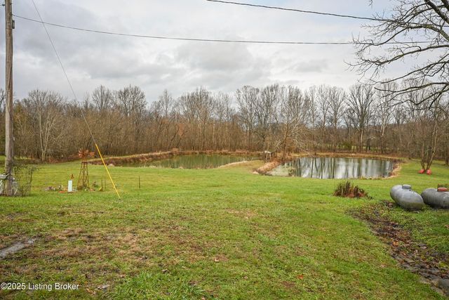 2855 Greenwell Ford Rd, Shepherdsville, KY 40165