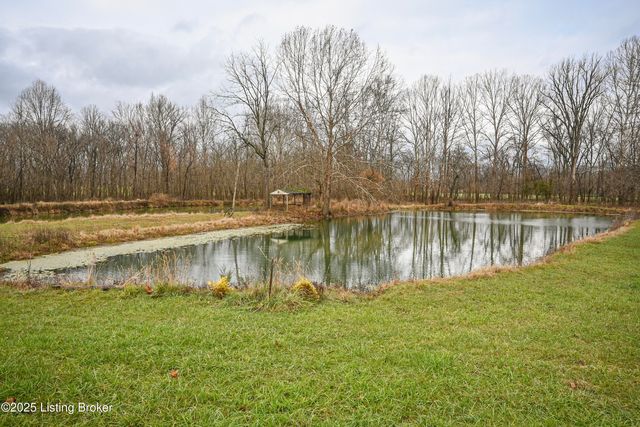 2855 Greenwell Ford Rd, Shepherdsville, KY 40165