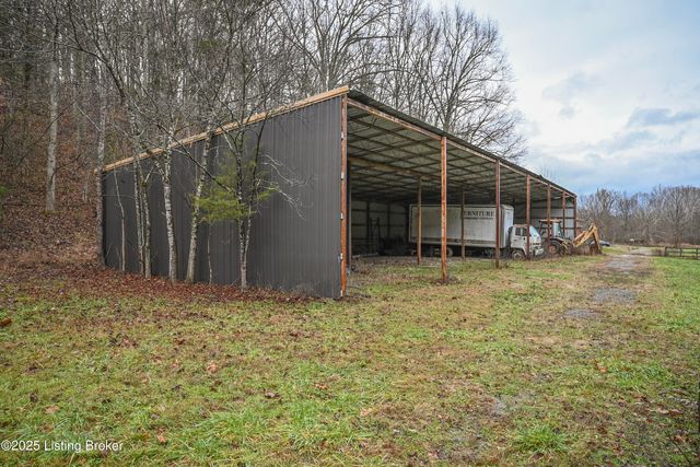 2855 Greenwell Ford Rd, Shepherdsville, KY 40165