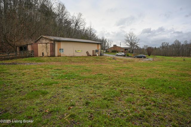 2855 Greenwell Ford Rd, Shepherdsville, KY 40165