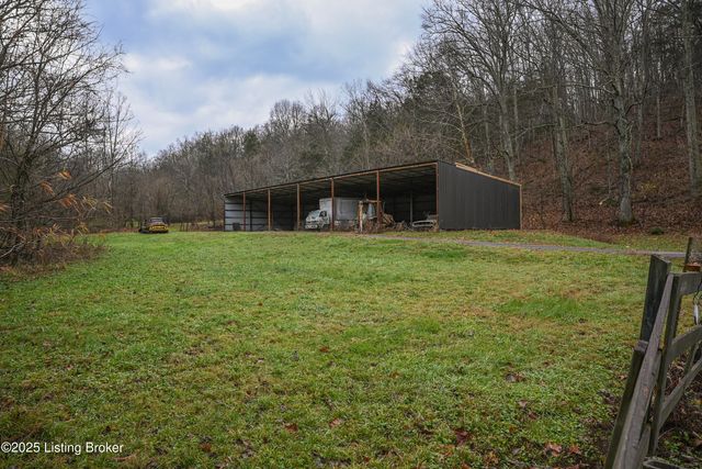 2855 Greenwell Ford Rd, Shepherdsville, KY 40165