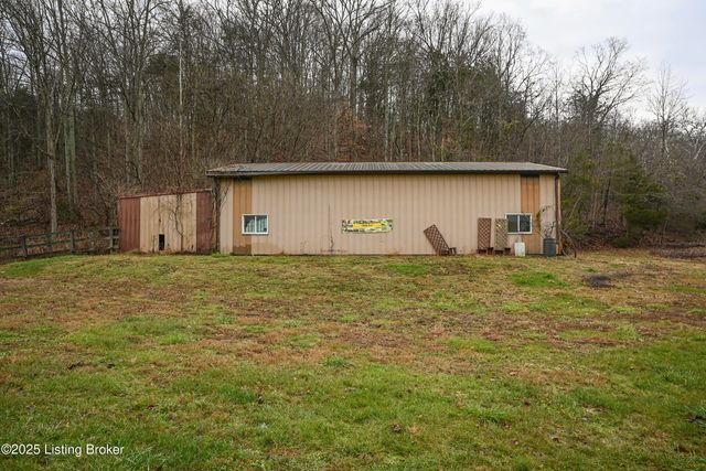 2855 Greenwell Ford Rd, Shepherdsville, KY 40165