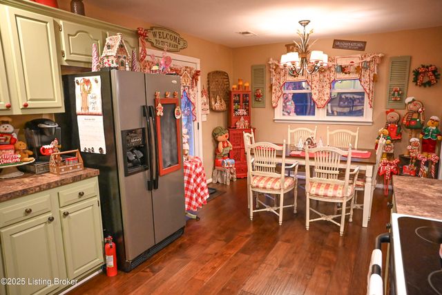 2855 Greenwell Ford Rd, Shepherdsville, KY 40165