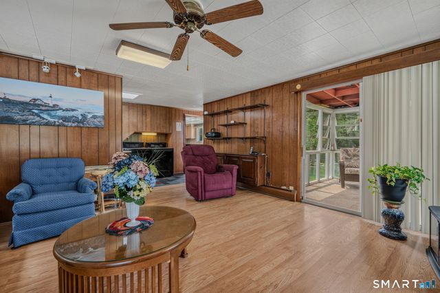47 Shore Road, Waterford, CT 06385