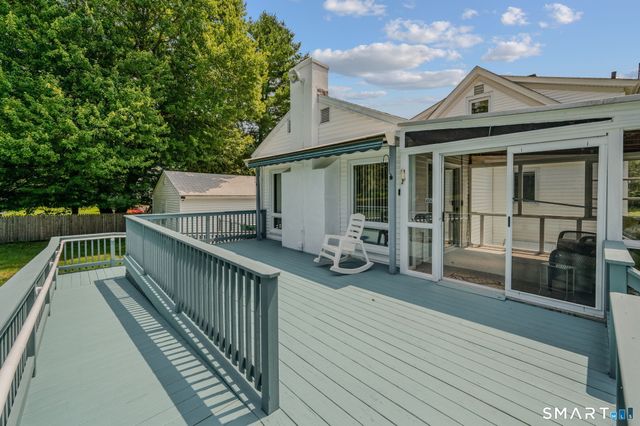 47 Shore Road, Waterford, CT 06385
