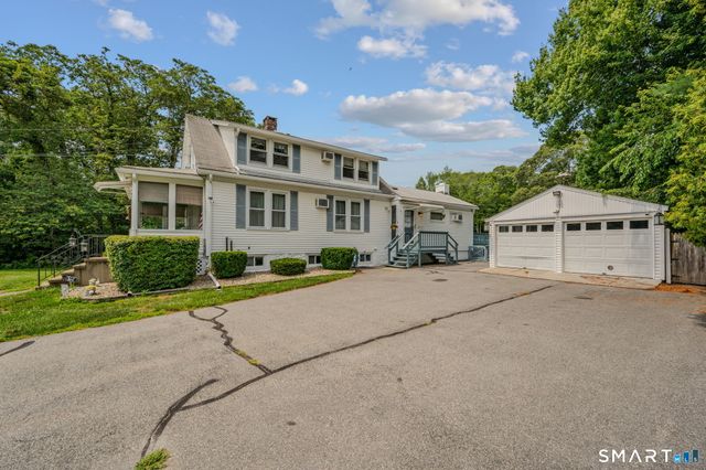 47 Shore Road, Waterford, CT 06385