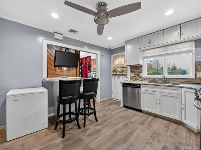 1 Edward Lane, Spring Valley, NY 10977