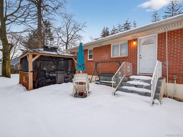 1 Edward Lane, Spring Valley, NY 10977