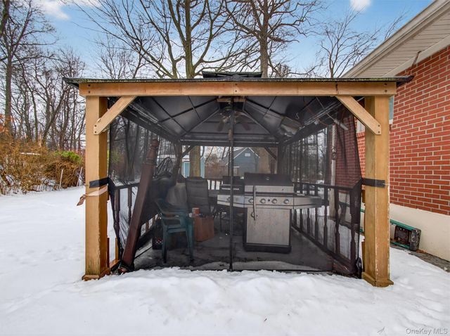 1 Edward Lane, Spring Valley, NY 10977