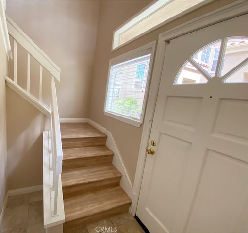60 Magellan Aisle, Irvine, CA 92620