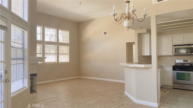 60 Magellan Aisle, Irvine, CA 92620