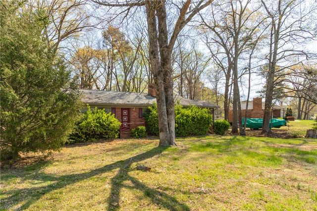 3420 Greenhill Drive, High Point, NC 27265