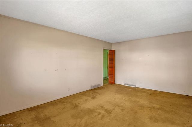 3420 Greenhill Drive, High Point, NC 27265