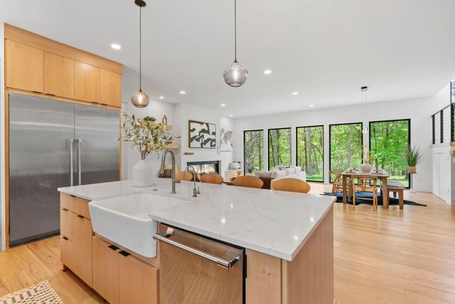 6200 Cardinal Avenue, Excelsior, MN 55331