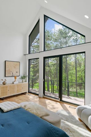 6200 Cardinal Avenue, Excelsior, MN 55331